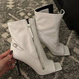 Brand new Nine West fashion open toe boot